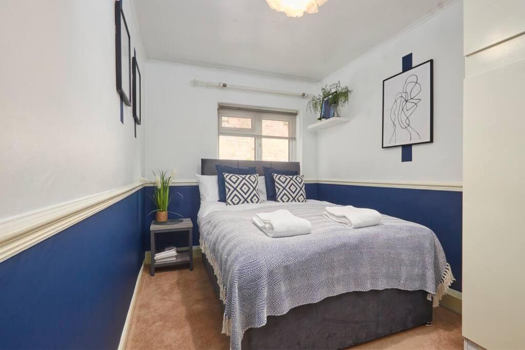 Central Nottingham House Villa ภายนอก รูปภาพ