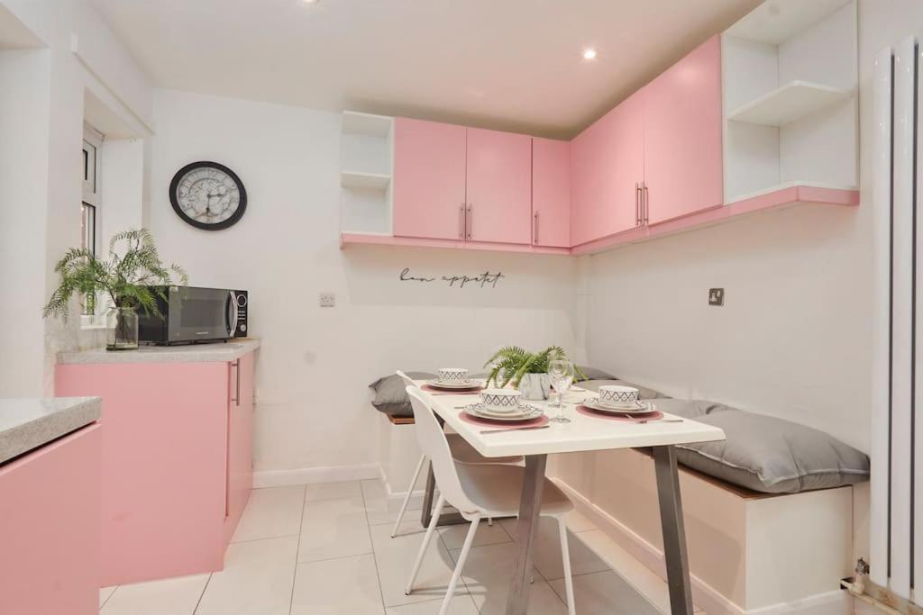 Central Nottingham House Villa ภายนอก รูปภาพ
